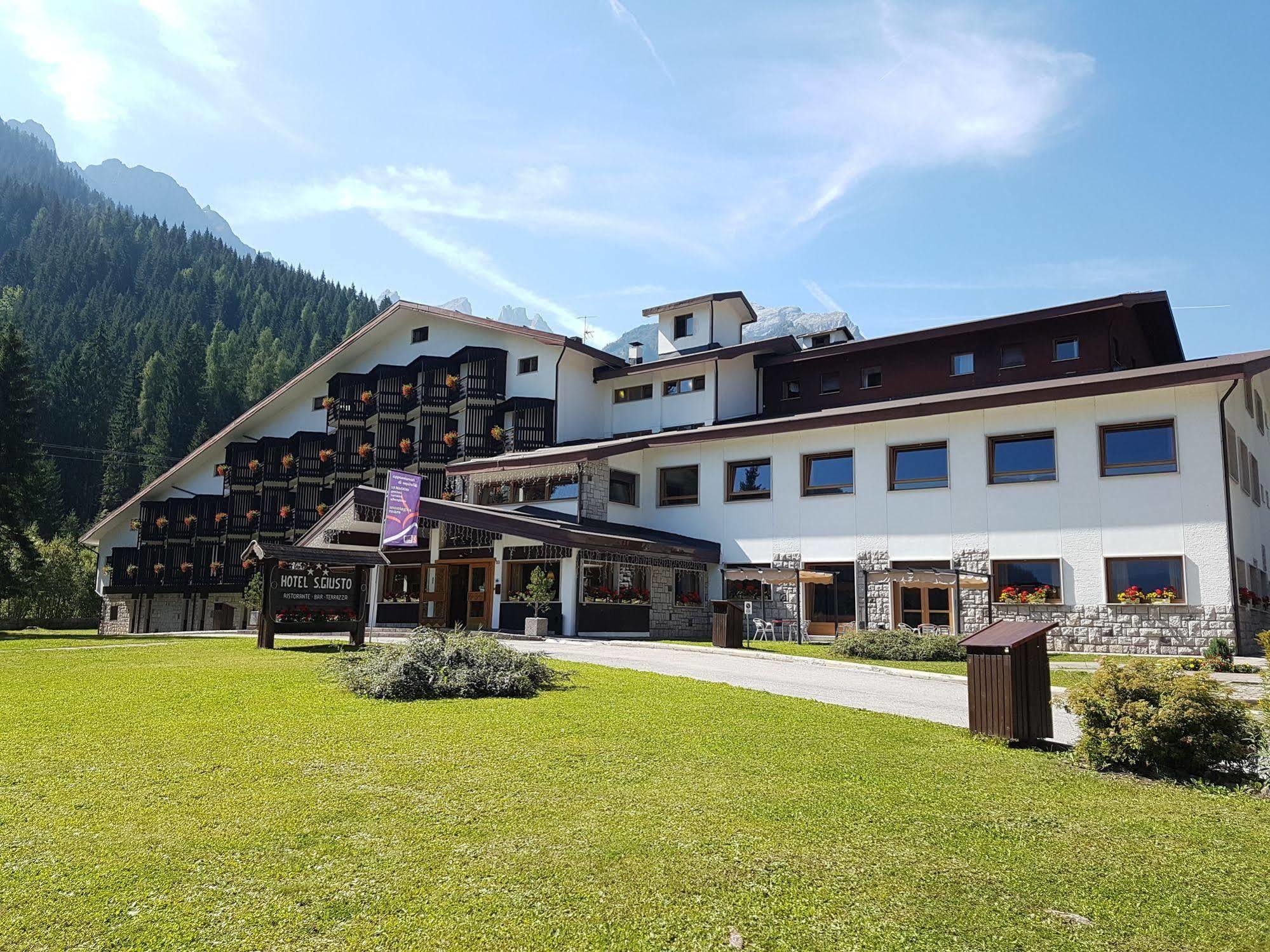 Hotel San Giusto Falcade Exterior photo