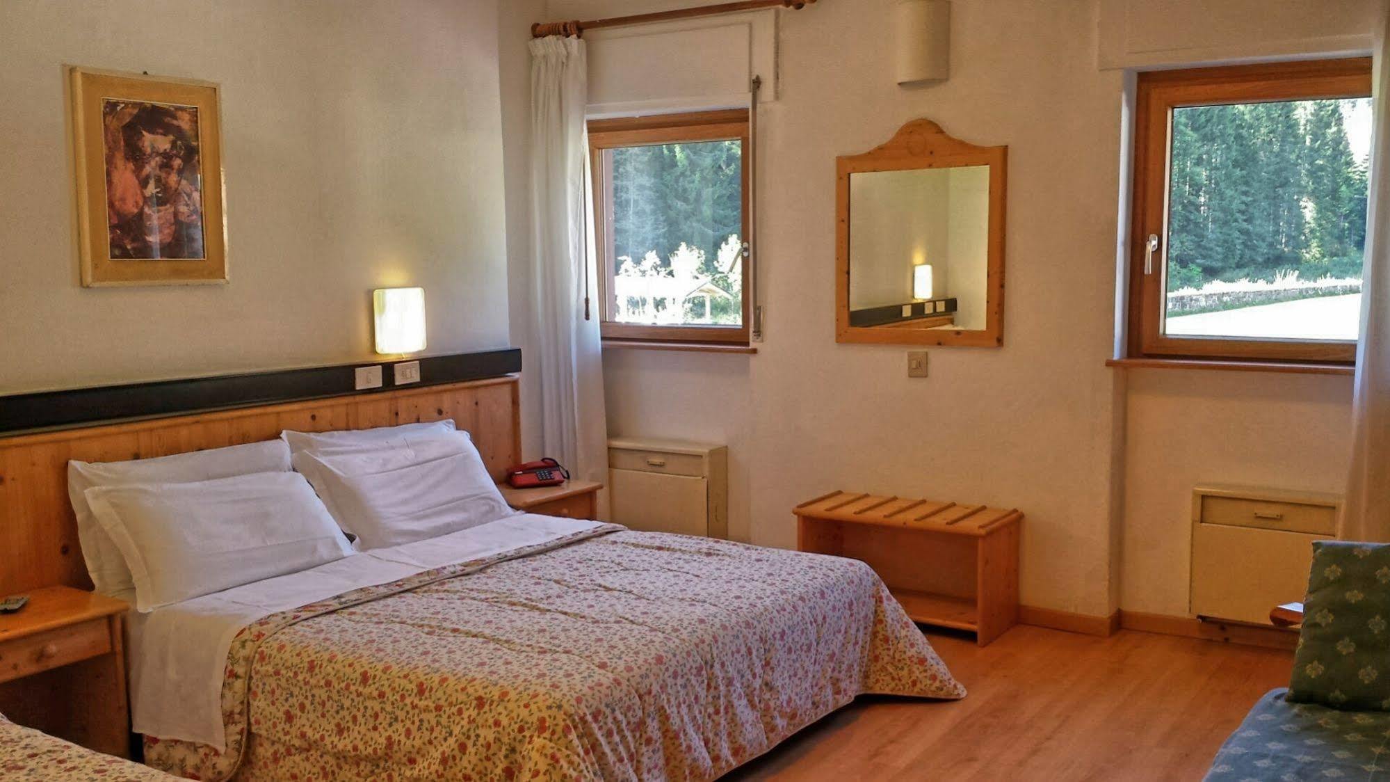 Hotel San Giusto Falcade Exterior photo